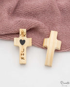 10 Cruces de Consuelo Cruz de Corazón
