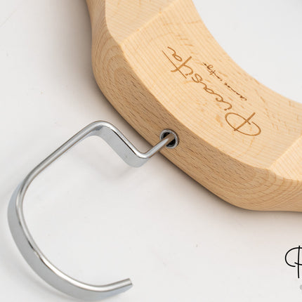 Kleiderbügel für Luxusgeschäft