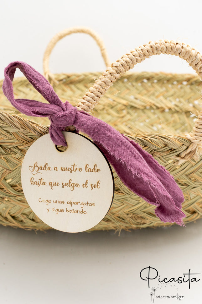 Korb für Hochzeitsschuhwerk