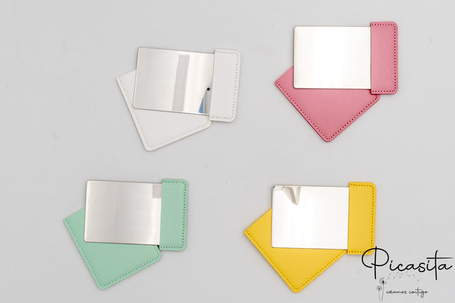 Rechteckiger Spiegel aus Stahl und PU-Leder