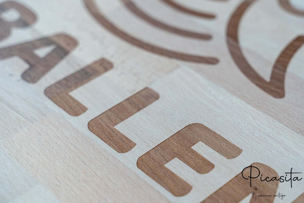 Personalisierte runde Tafel