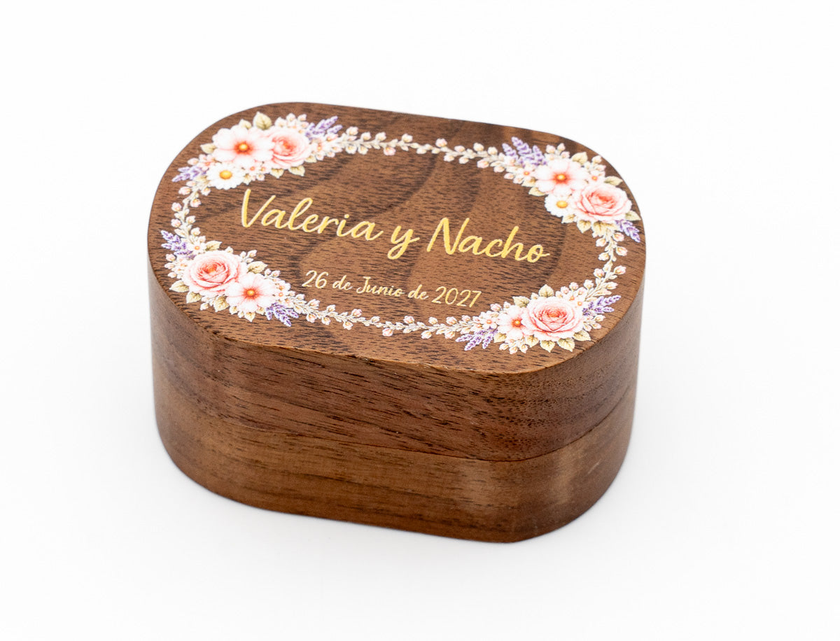 Personalisierte Ringbox für Verlobung und Hochzeit