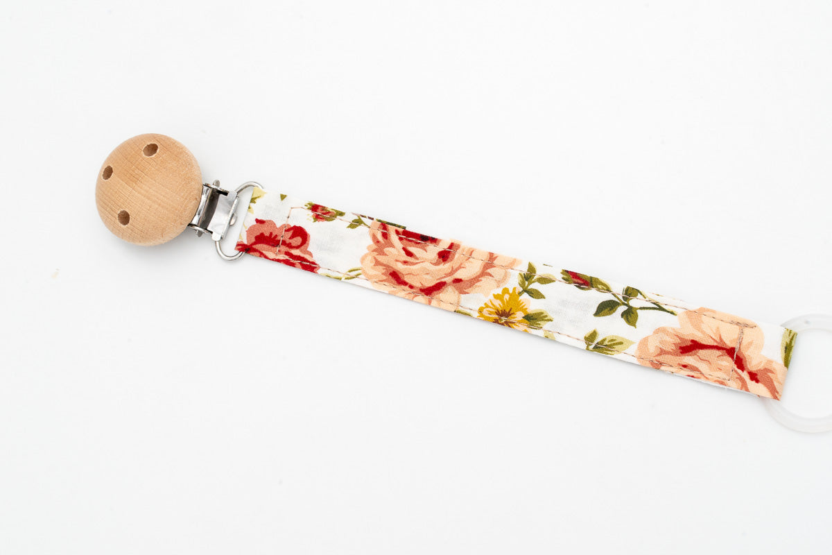 Schnullerband aus Stoff mit Vintage-Rosenmuster und rundem Holzclip