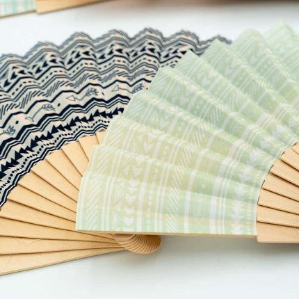 Abanicos de Madera y Tela Estampados Personalizados
