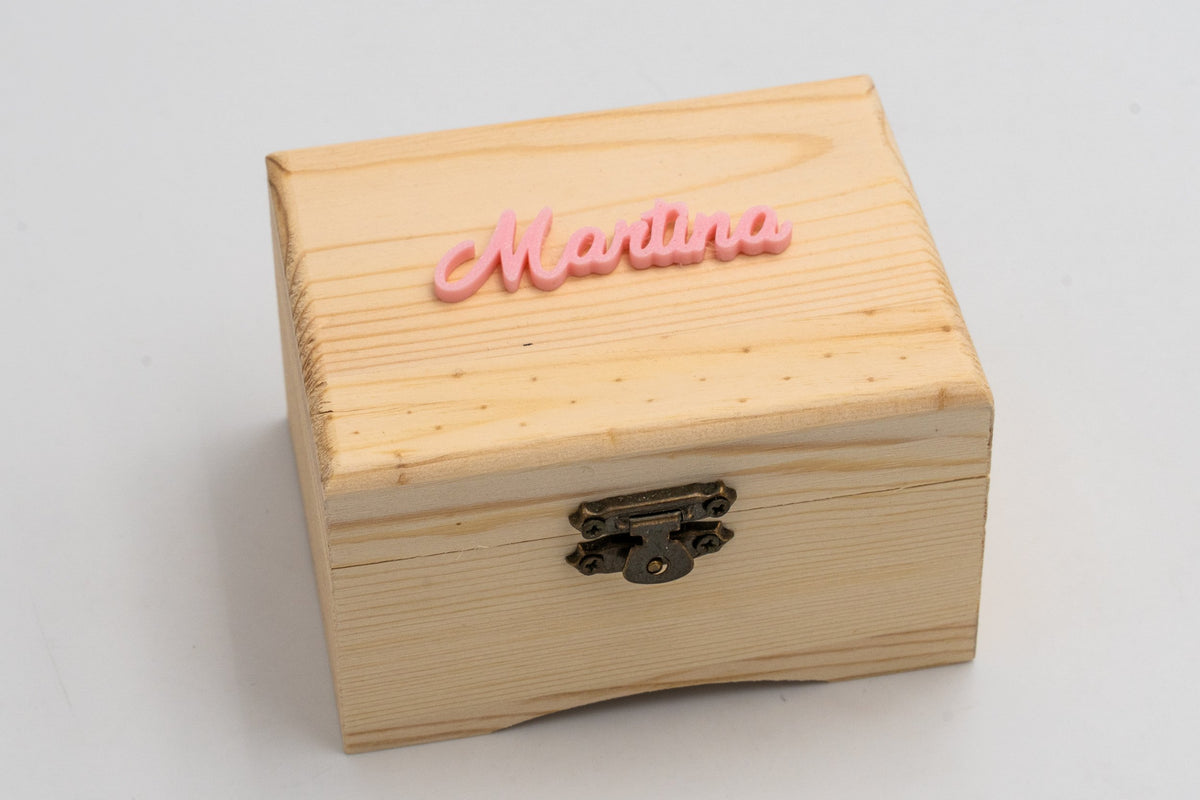 Caja de Madera Personalizada con Nombre
