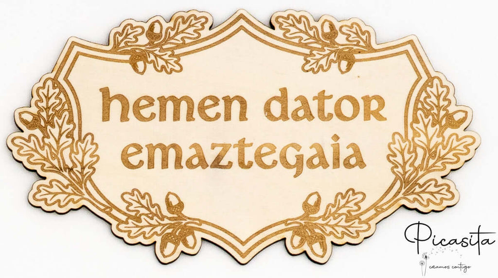 Cartel Aqui Llega la Novia