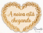 Cartel Aqui Llega la Novia