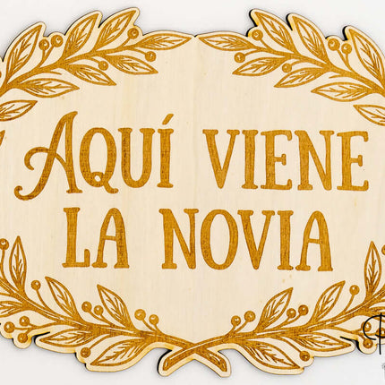 Cartel Aqui Viene la Novia