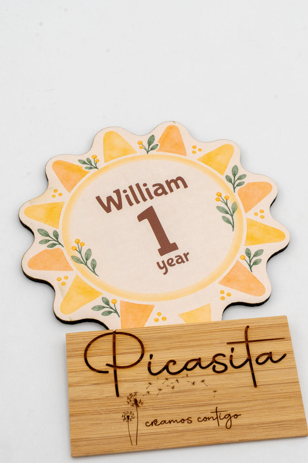 Personalisierte Meilensteinkarten aus Holz