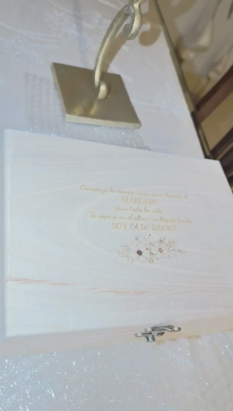 Geschenkbox für die Uhr des Bräutigams